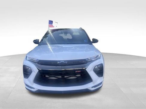 Used 2021 Chevrolet TrailBlazer RS w/ Convenience Package FWD image 4