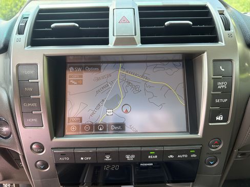 Used 2015 Lexus GX 460 w/ Premium Package AWD/4WD image 16