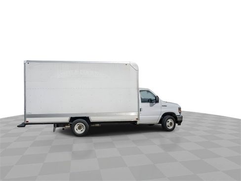 Used 2023 Ford E-350 and Econoline 350 Super Duty w/ Power Windows & Locks Group image 9