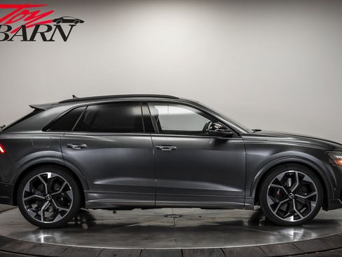 Used 2022 Audi RS Q8 image 6