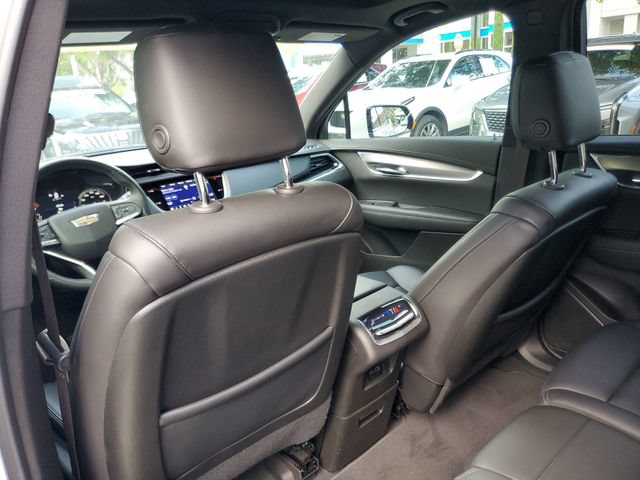 Certified 2024 Cadillac XT6 Luxury FWD image 13