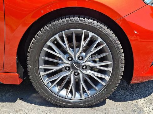 Certified 2023 Kia Forte GT-Line w/ GT-Line Technology Package FWD image 8