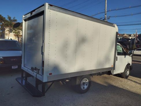 New 2024 GMC Savana 3500 w/ Power Convenience Package image 5