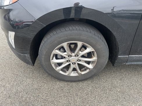 Used 2020 Chevrolet Equinox LS w/ LS Convenience Package image 6