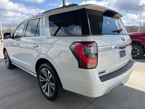 Certified 2021 Ford Expedition Platinum image 5