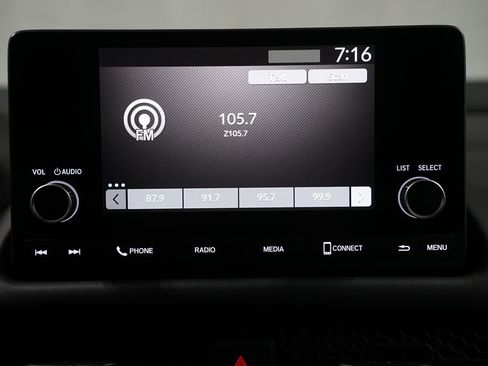 Used 2025 Honda HR-V LX image 17
