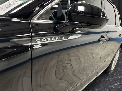 Used 2022 Lincoln Corsair AWD w/ Premium Package image 37