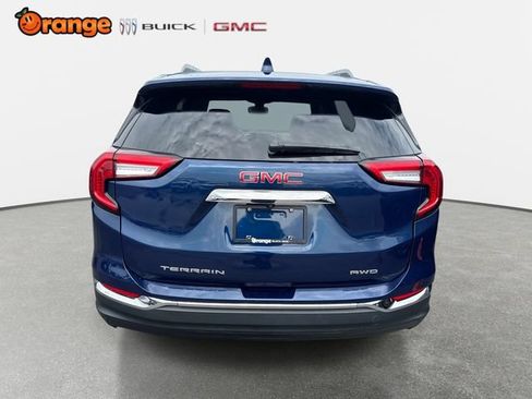 Used 2022 GMC Terrain SLT AWD/4WD image 4