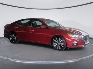 Used 2020 Nissan Altima 2.5 SV FWD video 2