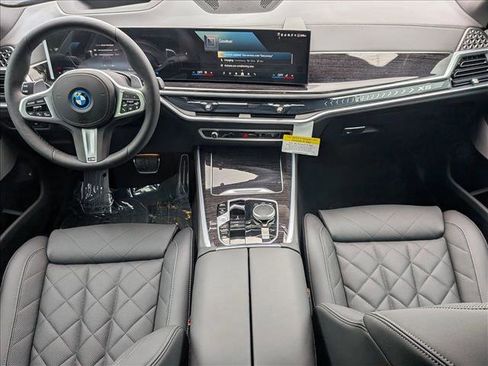 New 2026 BMW X5 xDrive50e w/ M Sport Package AWD/4WD image 15