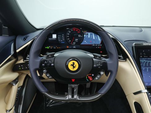 Certified 2025 Ferrari Roma Spider RWD image 6