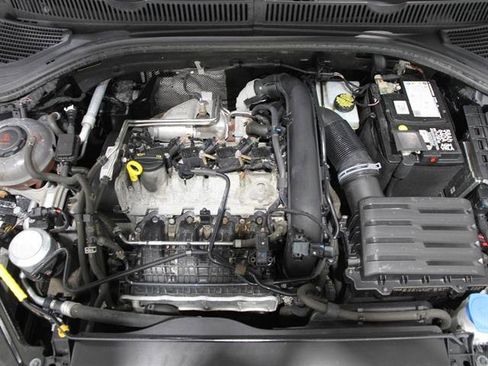 Used 2019 Volkswagen Jetta SE image 19