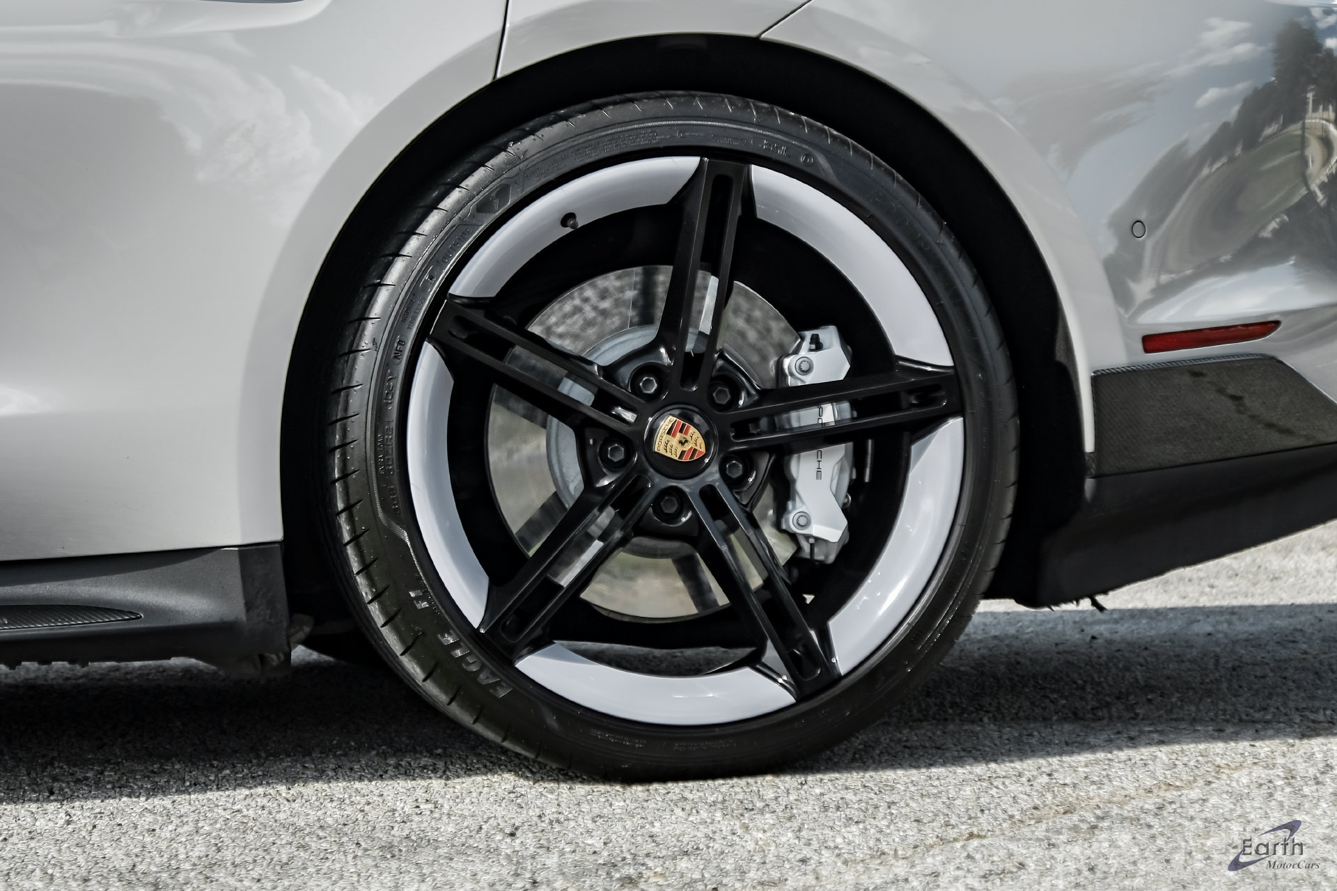 Used 2023 Porsche Taycan GTS w/ Premium Package (P6U) AWD/4WD image 91