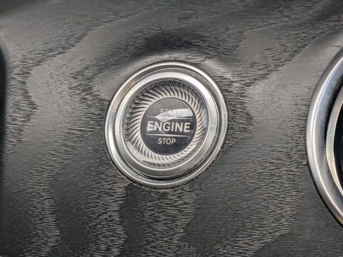 Used 2018 Mercedes-Benz E 300 image 15