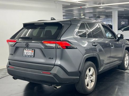 Used 2019 Toyota RAV4 XLE w/ All Weather Liner Package image 4
