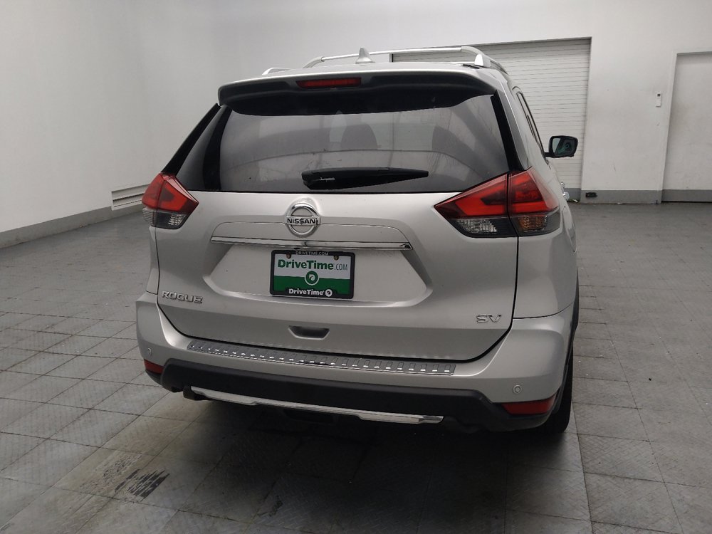 Used 2019 Nissan Rogue SV w/ Premium Package FWD image 7