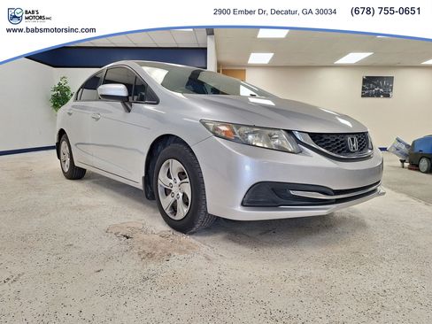 Used 2015 Honda Civic LX image 2