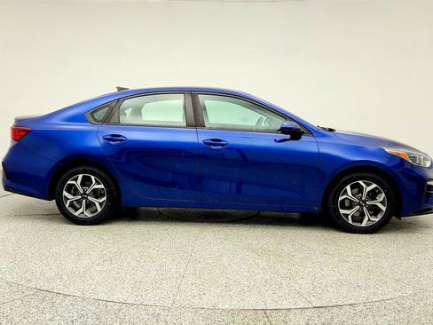 Used 2019 Kia Forte LXS image 4