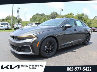 New 2025 Kia K5 LXS