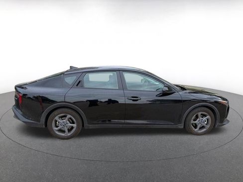 Used 2025 Kia K4 LXS image 5