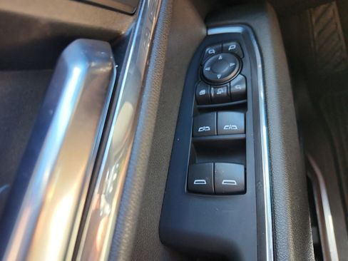 Used 2024 Chevrolet Silverado 2500 High Country w/ High Country Premium Package AWD/4WD image 24