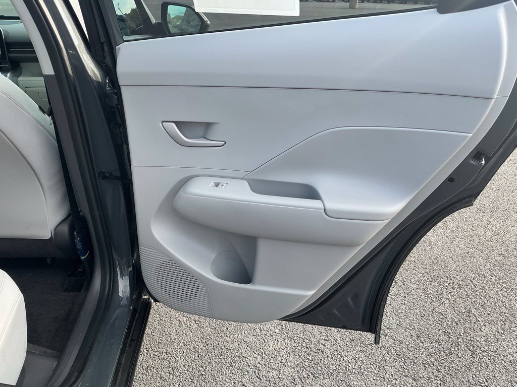 Certified 2025 Hyundai Kona SEL AWD/4WD image 26
