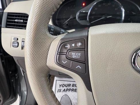 Used 2013 Toyota Sienna XLE FWD image 12