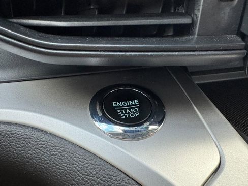 Used 2022 Ford Explorer XLT w/ Class IV Trailer Tow Package image 23