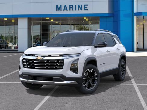 New 2027 Chevrolet Equinox LT w/ Convenience Package II FWD image 6
