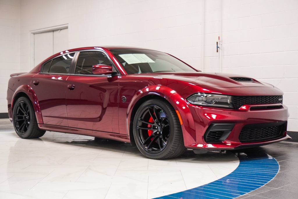 Used 2022 Dodge Charger SRT Hellcat w/ Carbon/Suede Interior Package RWD image 5