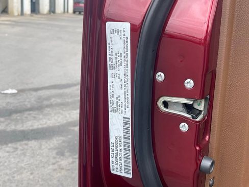 Used 2023 RAM 2500 Limited image 33