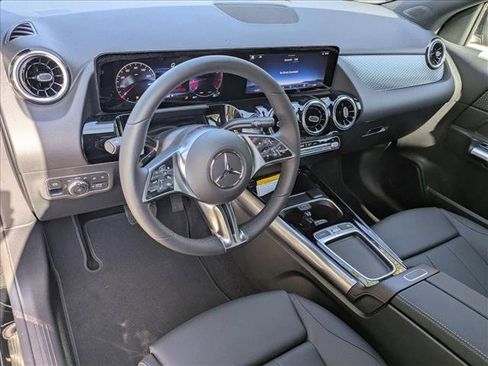 New 2026 Mercedes-Benz GLA 250 image 3