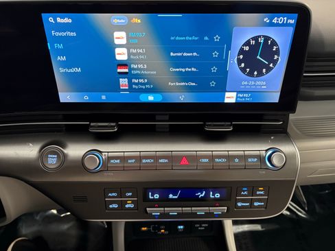 Used 2025 Hyundai Kona SEL FWD image 15