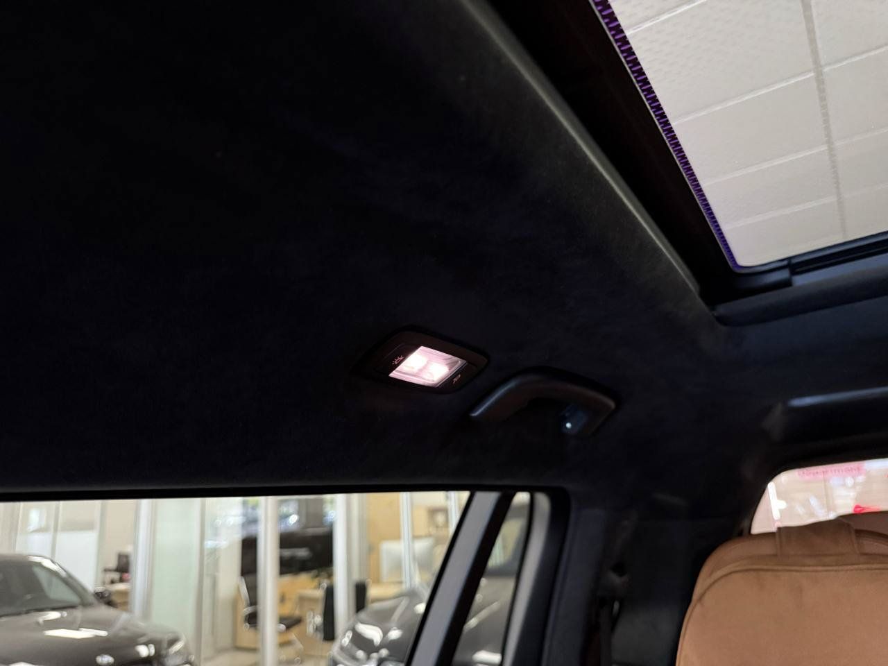 Used 2019 BMW X7 xDrive40i w/ Premium Package AWD/4WD image 33