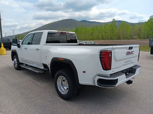 New 2026 GMC Sierra 3500 Denali w/ Denali Reserve Package AWD/4WD image 23