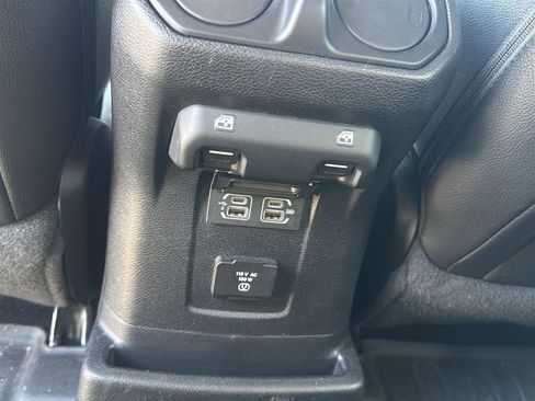 Used 2019 Jeep Wrangler Moab w/ Quick Order Package 24M Moab image 18