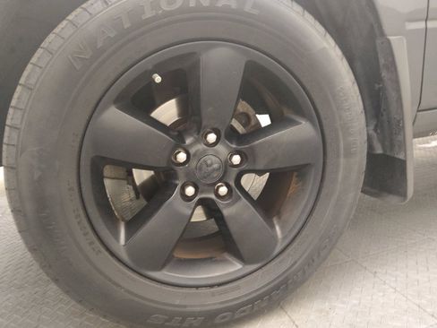 Used 2018 RAM 1500 Express image 31