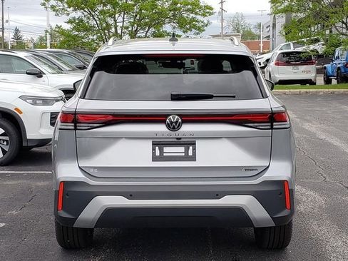 New 2026 Volkswagen Tiguan SE AWD/4WD image 4