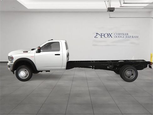 New 2024 RAM 4500 Tradesman image 3