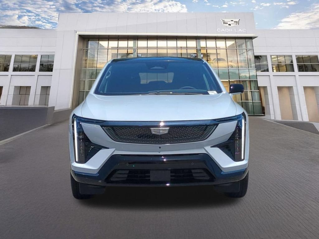 Used 2026 Cadillac Optiq Sport 1 AWD/4WD image 2