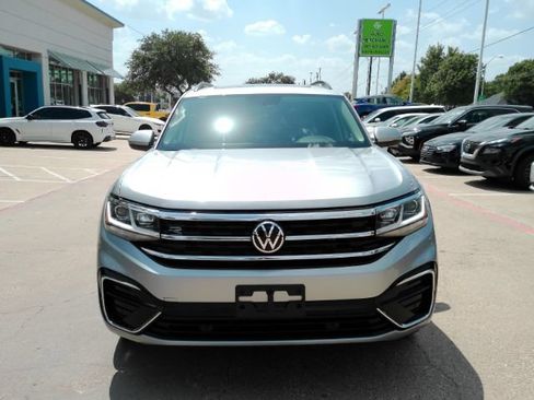 Used 2021 Volkswagen Atlas SE w/ Panoramic Sunroof Package AWD/4WD image 2