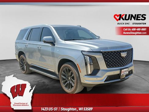 Used 2025 Cadillac Escalade Premium Luxury AWD/4WD image 1