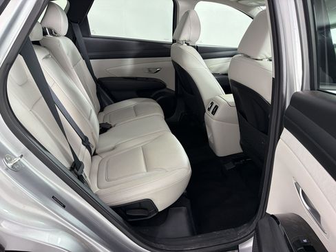 Certified 2025 Hyundai Tucson Limited FWD image 31