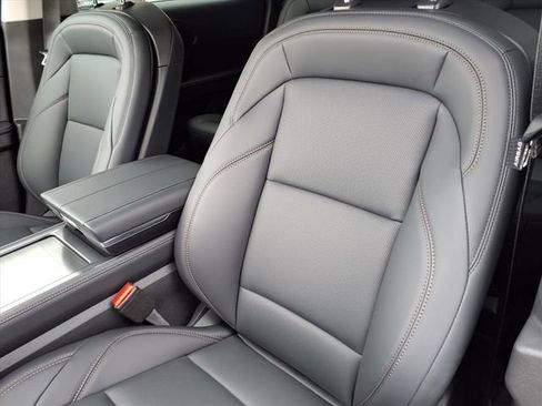 New 2026 Lincoln Nautilus Premier image 8