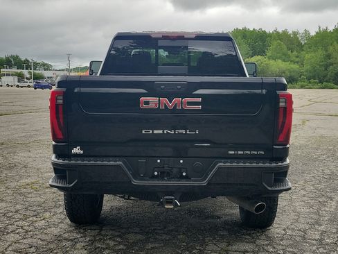 Used 2026 GMC Sierra 2500 Denali w/ Denali Reserve Package AWD/4WD image 6