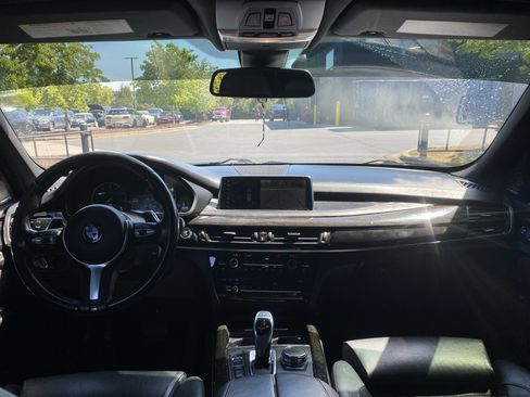Used 2018 BMW X5 xDrive50i image 24