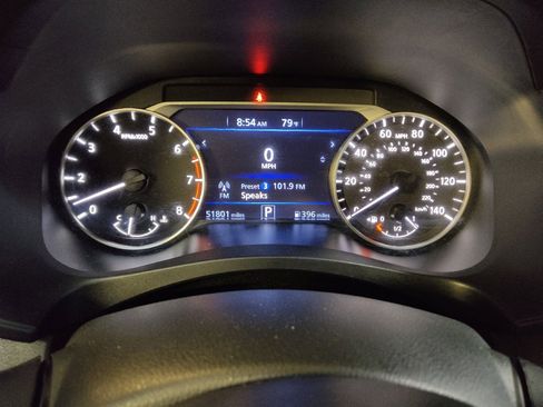 Used 2024 Nissan Altima 2.5 SV FWD image 23