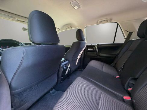 Used 2018 Toyota 4Runner TRD Off-Road AWD/4WD image 19