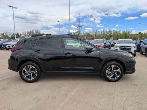 Used 2025 Subaru Crosstrek 2.0i Premium AWD/4WD image 2