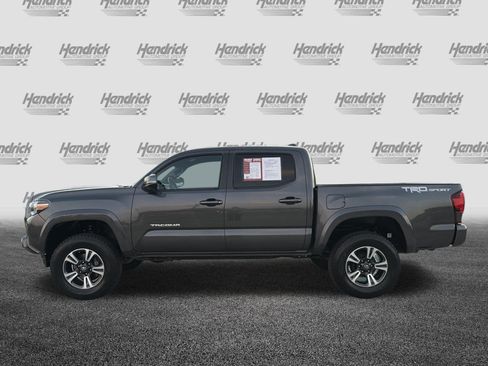 Used 2019 Toyota Tacoma TRD Sport w/ Technology Package RWD image 7